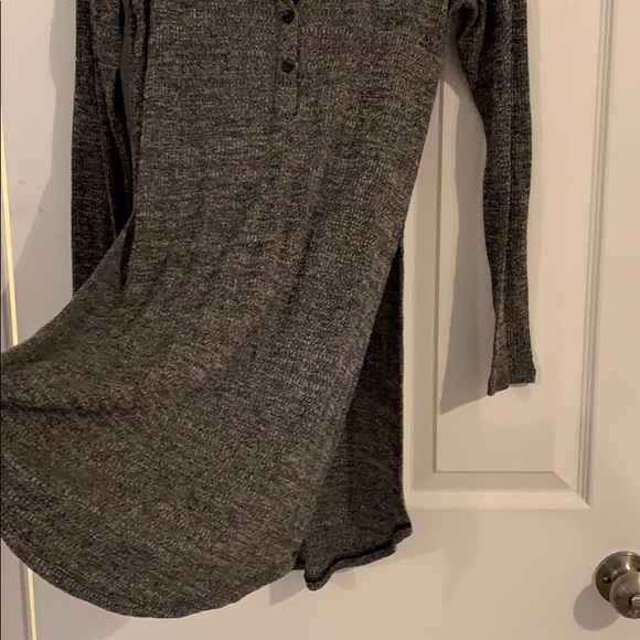 BCBGeneration tunic - Picture 3 of 4